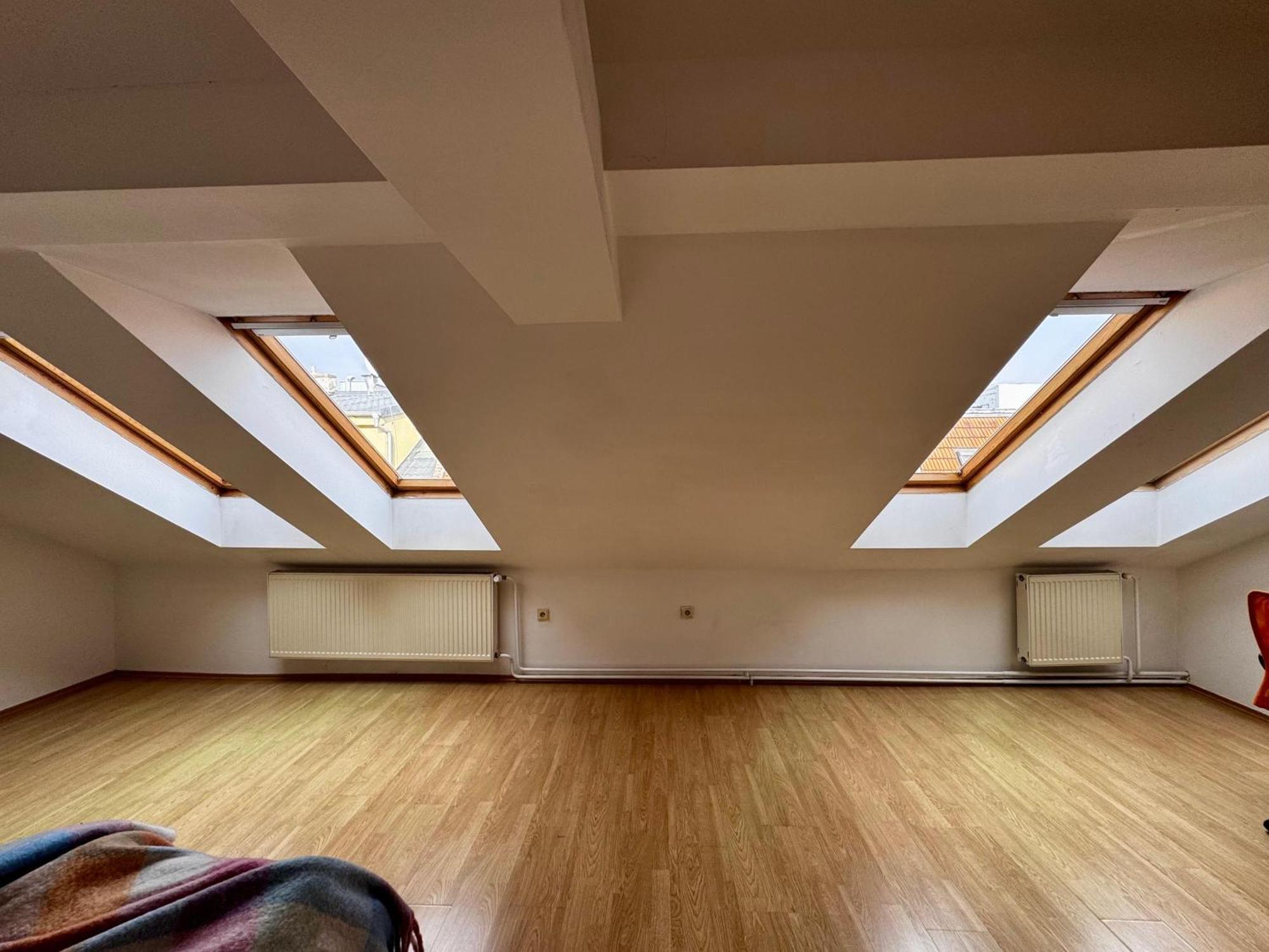 120 M2 Apartment In The Centre Of The Old Town Bratislava Eksteriør bilde