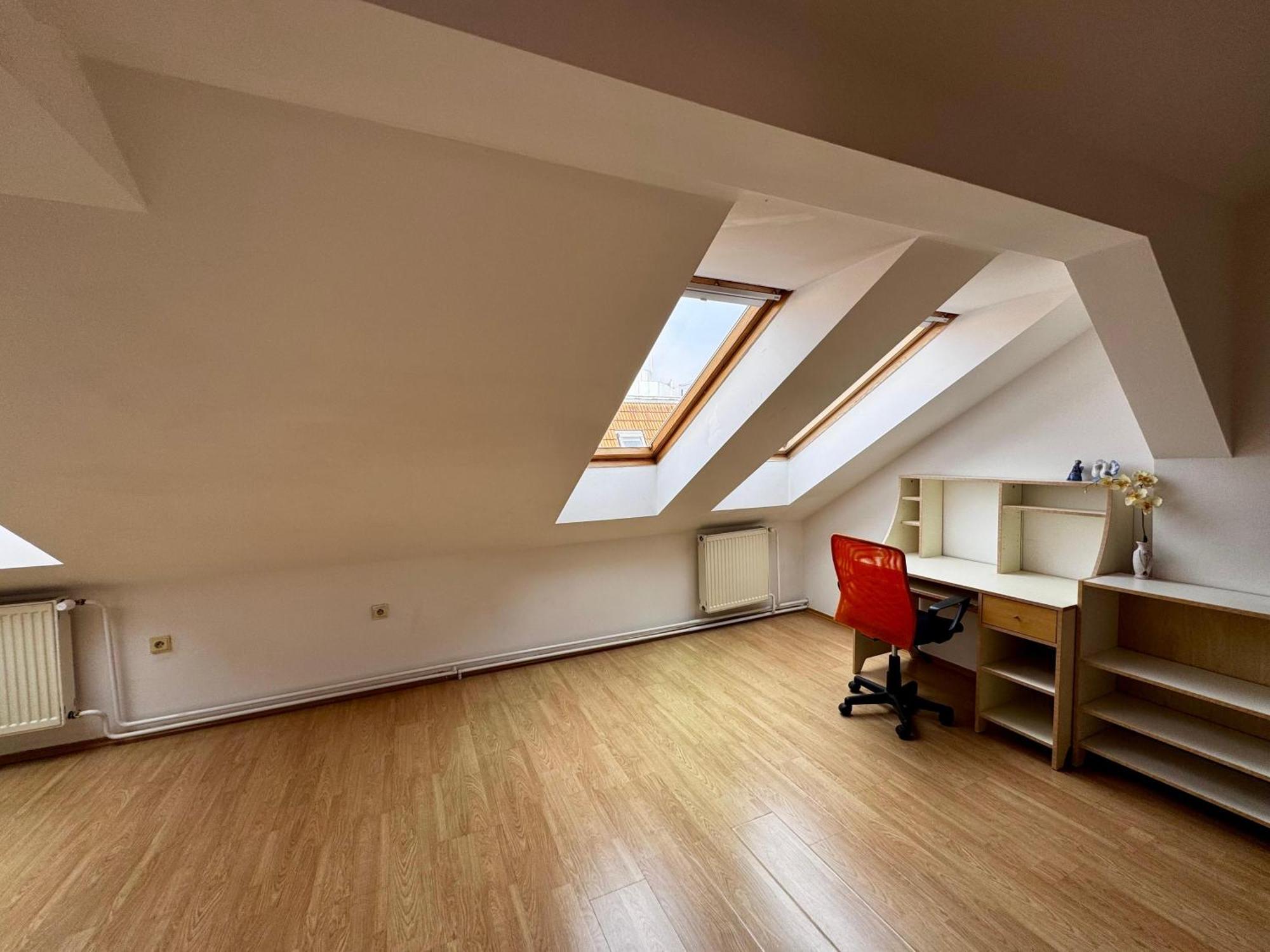 120 M2 Apartment In The Centre Of The Old Town Bratislava Eksteriør bilde